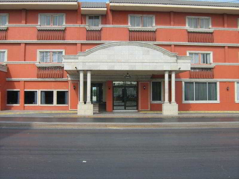 Hotel El Camino Inn & Suites Reynosa Exterior photo