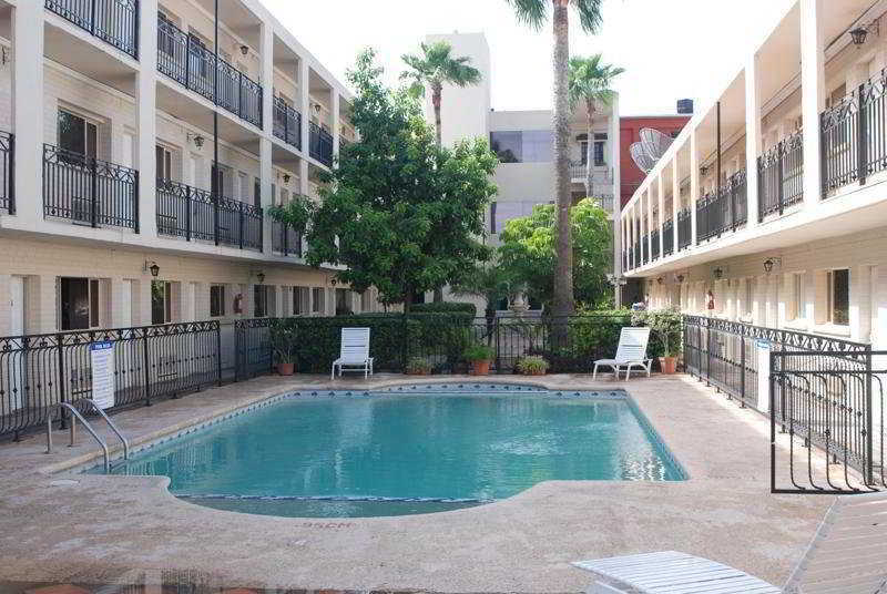 Hotel El Camino Inn & Suites Reynosa Exterior photo